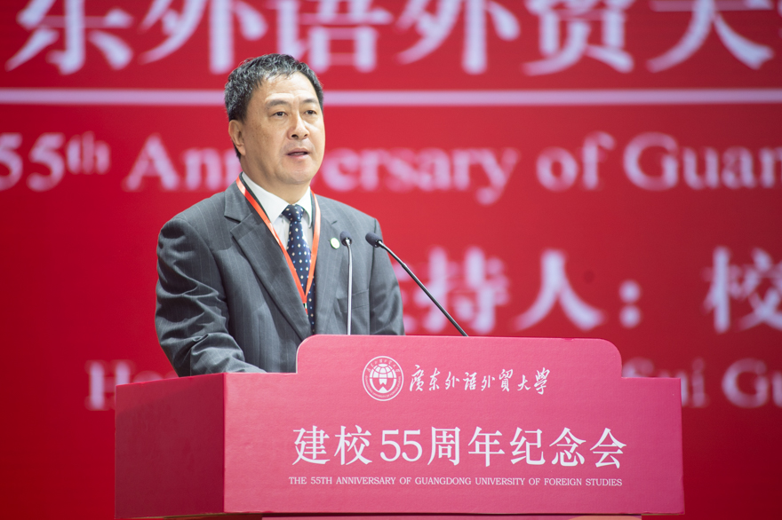 隋广军书记主持会议-2.jpg